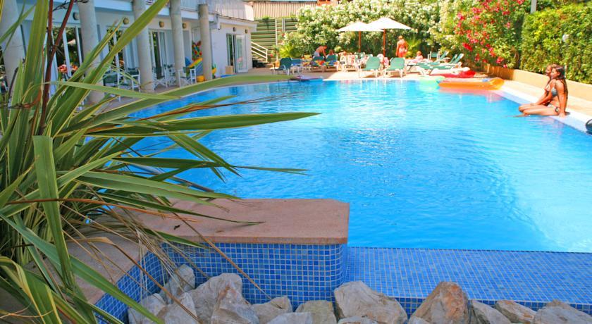Hotel Bella Mar Cala Ratjada  Kültér fotó